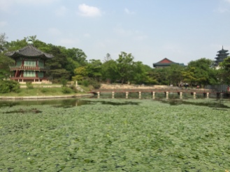 Gyeong Bok Gung II